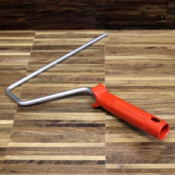 Инструменты Рукоятка-бюгель 8 мм к валикам для больших поверхностей 25 см, оцинкованная «Berger Universal Rollbugel»
